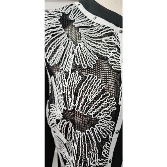 Ming Wang Sz PM‎ Floral Design Black Knit Cardigan Jacket Hook Eye Career Artsy - Picture 3 of 6